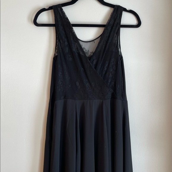 Express size 6 black dress with lace back. - Picture 2 of 3